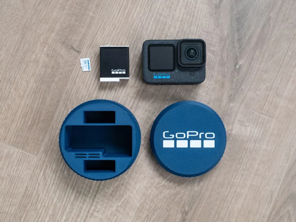 GoPro Case + Battery's + MicroSD for hero 5 to 13